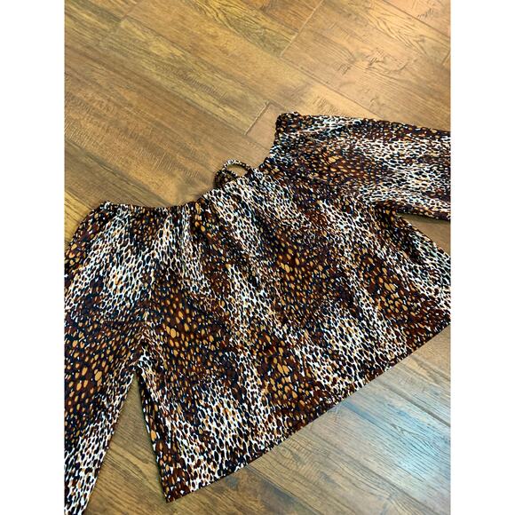 VTG 1970s Tomorrow's Dream Off Shoulder Bell Sleeve Blouse Cheetah Print Medium - Picture 7 of 8
